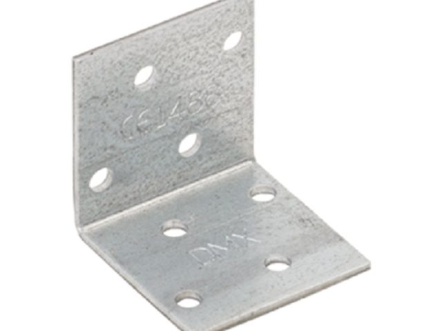 Coltar Lemn 40x40x40x2 mm KM1